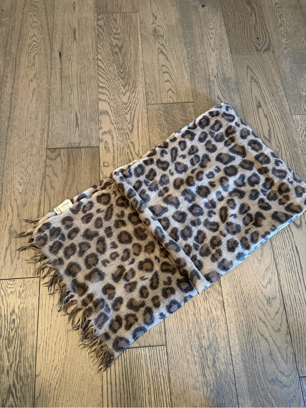 Wilfred Leopard Scarf